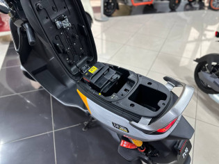 Электроскутер Ninebot F2z110 Max серебристый